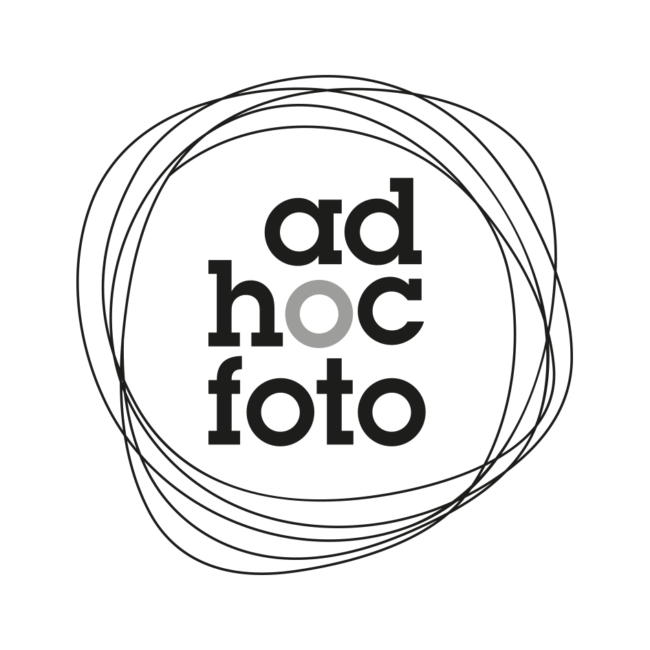 Ad Hoc Foto